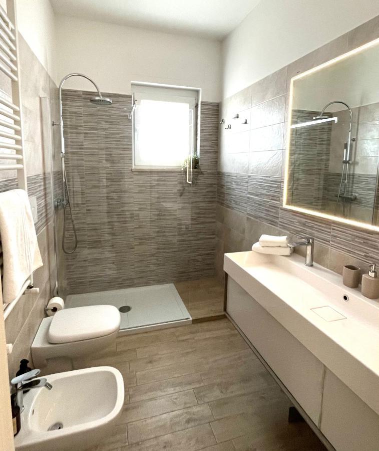 Villa Maderna Рутилиано Екстериор снимка