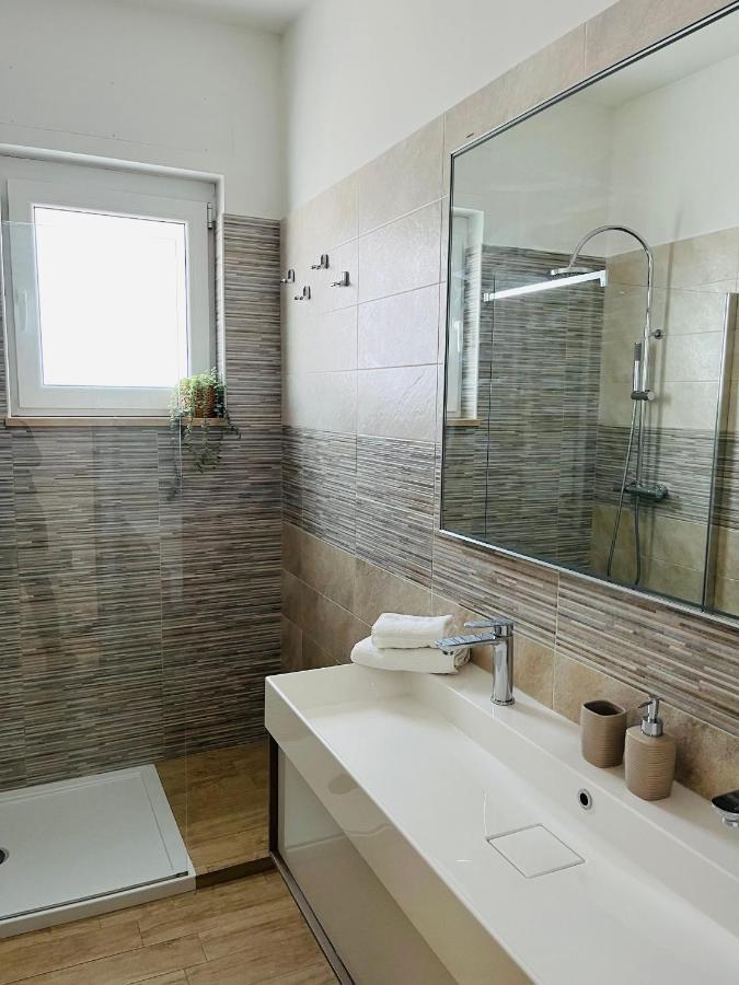Villa Maderna Рутилиано Екстериор снимка