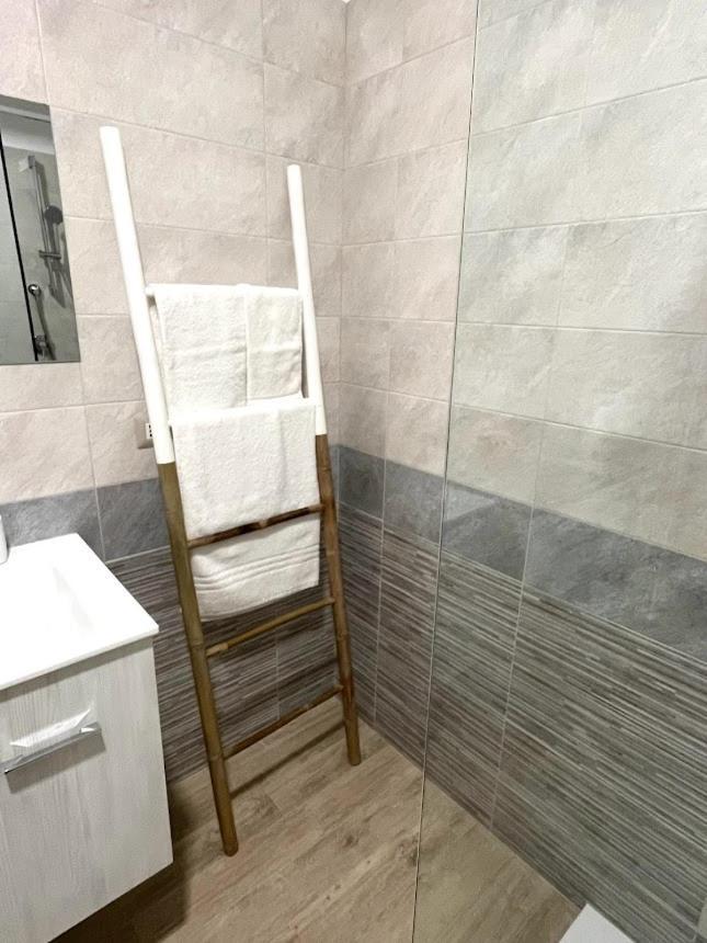 Villa Maderna Рутилиано Екстериор снимка