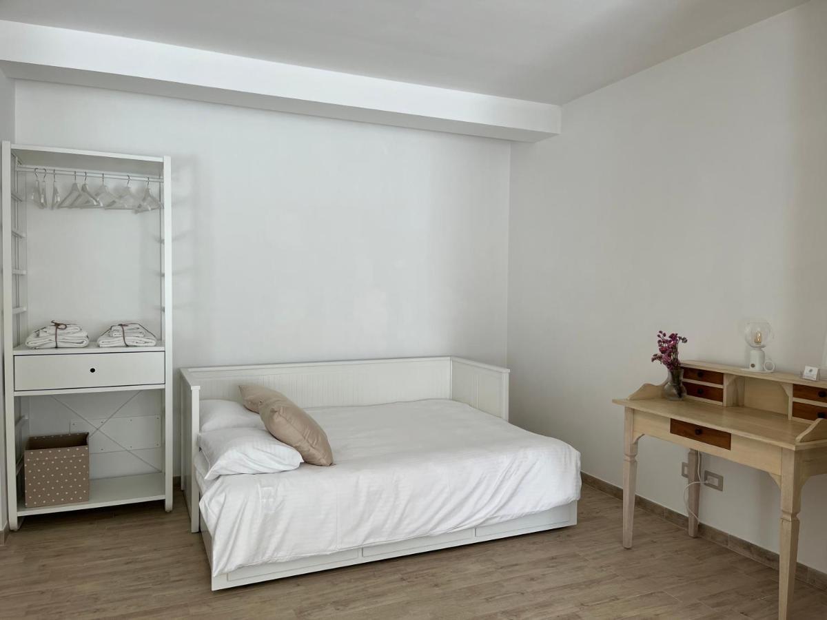 Villa Maderna Рутилиано Екстериор снимка